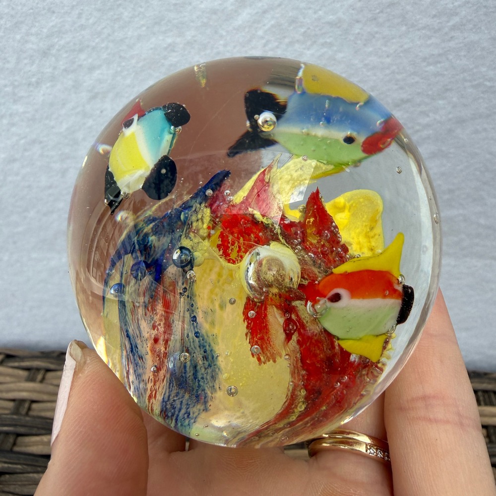 Art Glass Aquarium Paperweight Tropical Fish Coral Reef Bubbles 2.5"
